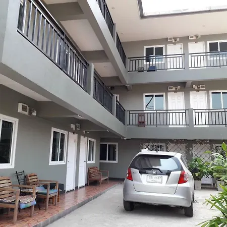 Chada House Hotel